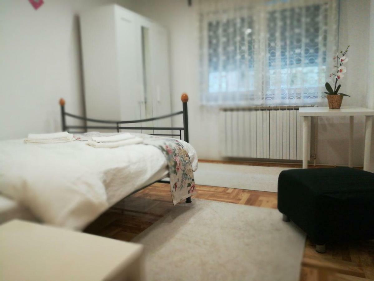 Apartman Sara Záhřeb Exteriér fotografie